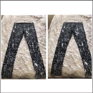 BEBE SKINNY JEANS